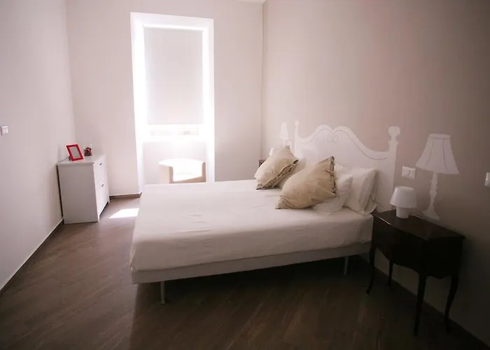 Red Flat In Roma